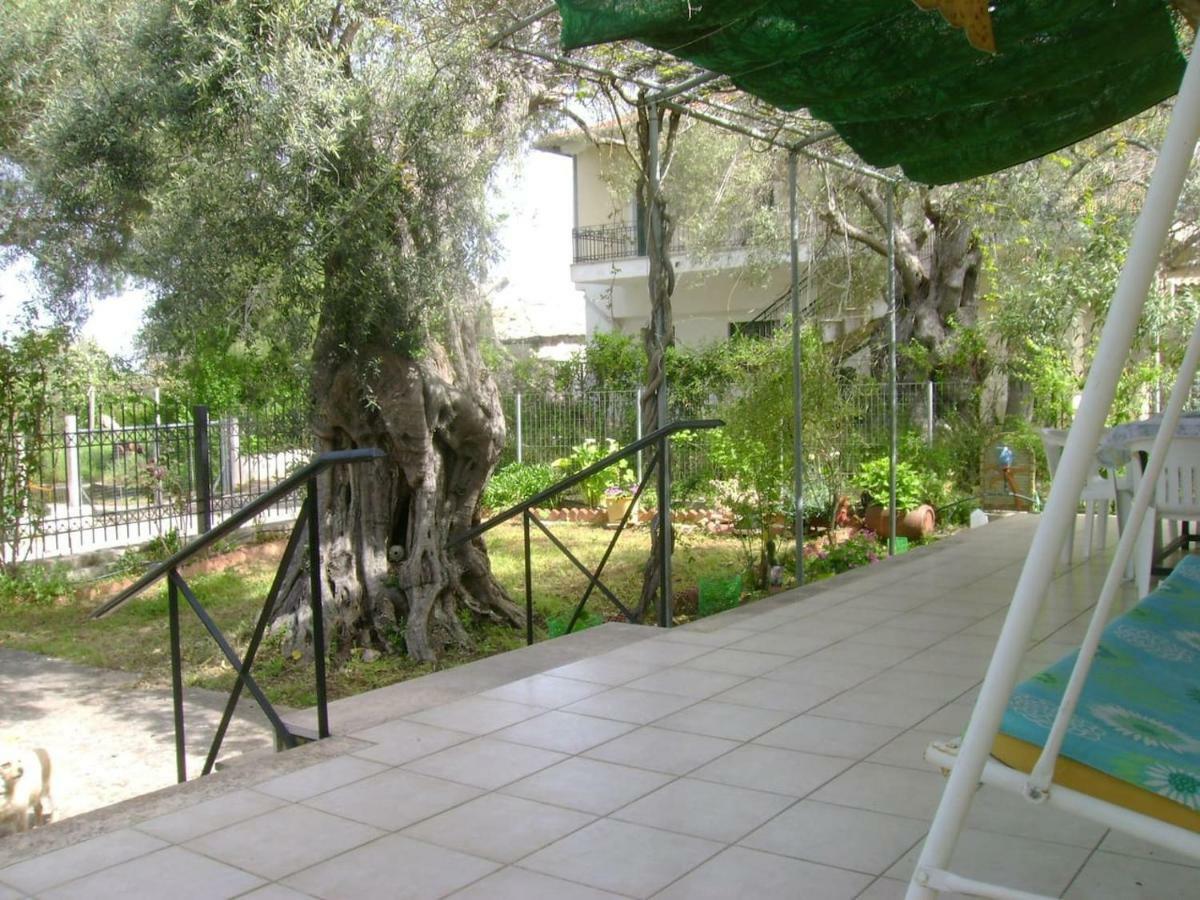 Lefkas House With Garden Villa Tsoukalades Exterior photo